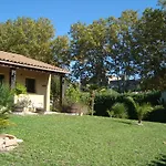 D'hôtes Les Palmiers De La Cité Bed & Breakfast 3*