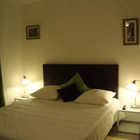 Bed & Breakfast Chambres D'hotes Les Palmiers De La Cite *